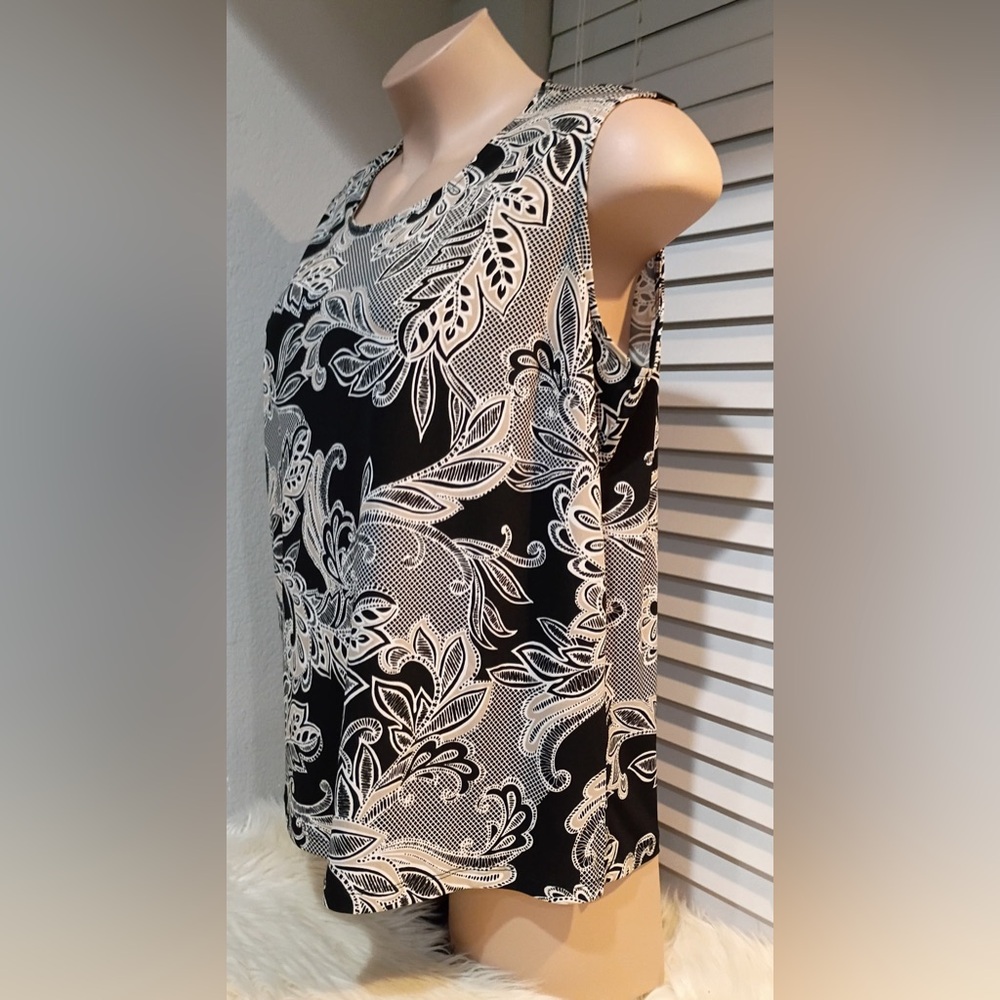 Allison Daley Women’s 2X Sleeveless Top - Picture 3 of 4